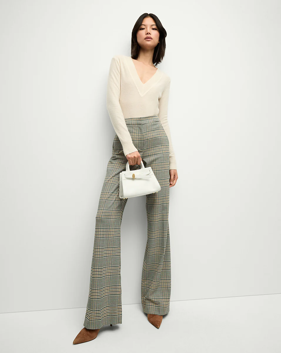 Coleta V-Neck Cashmere Sweater - Image 2