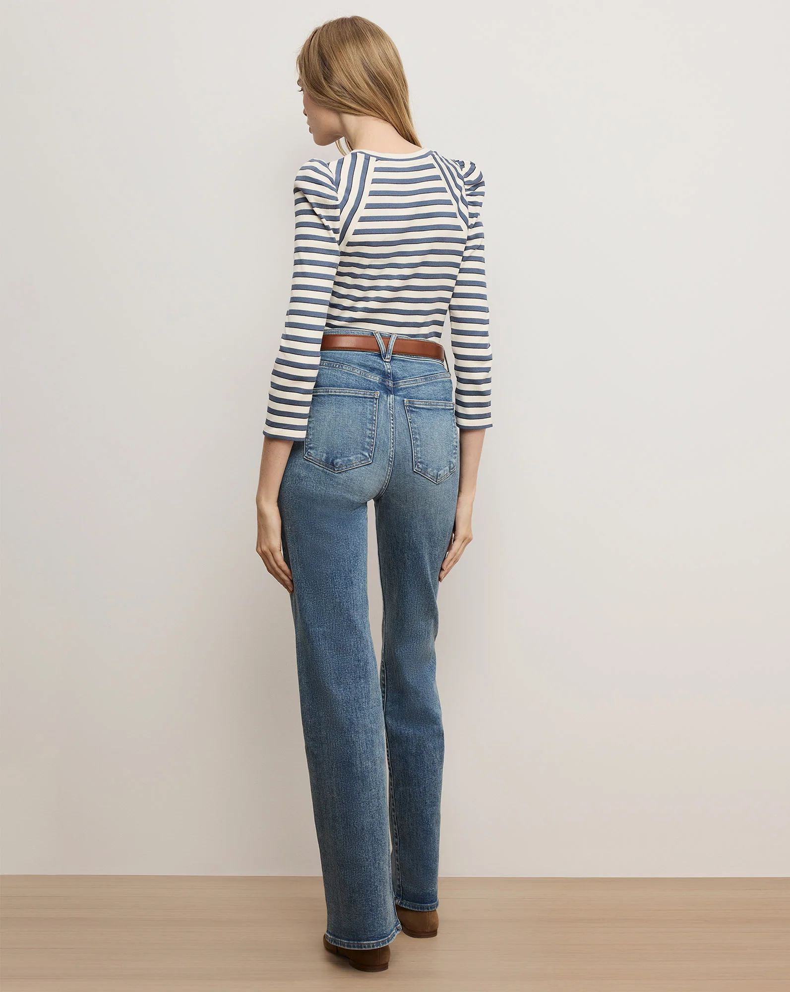 Delano Puff-Sleeve T-Shirt - Image 4