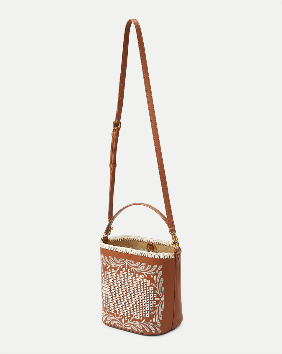 Eyelet Whipstitch Feedbag - Image 5