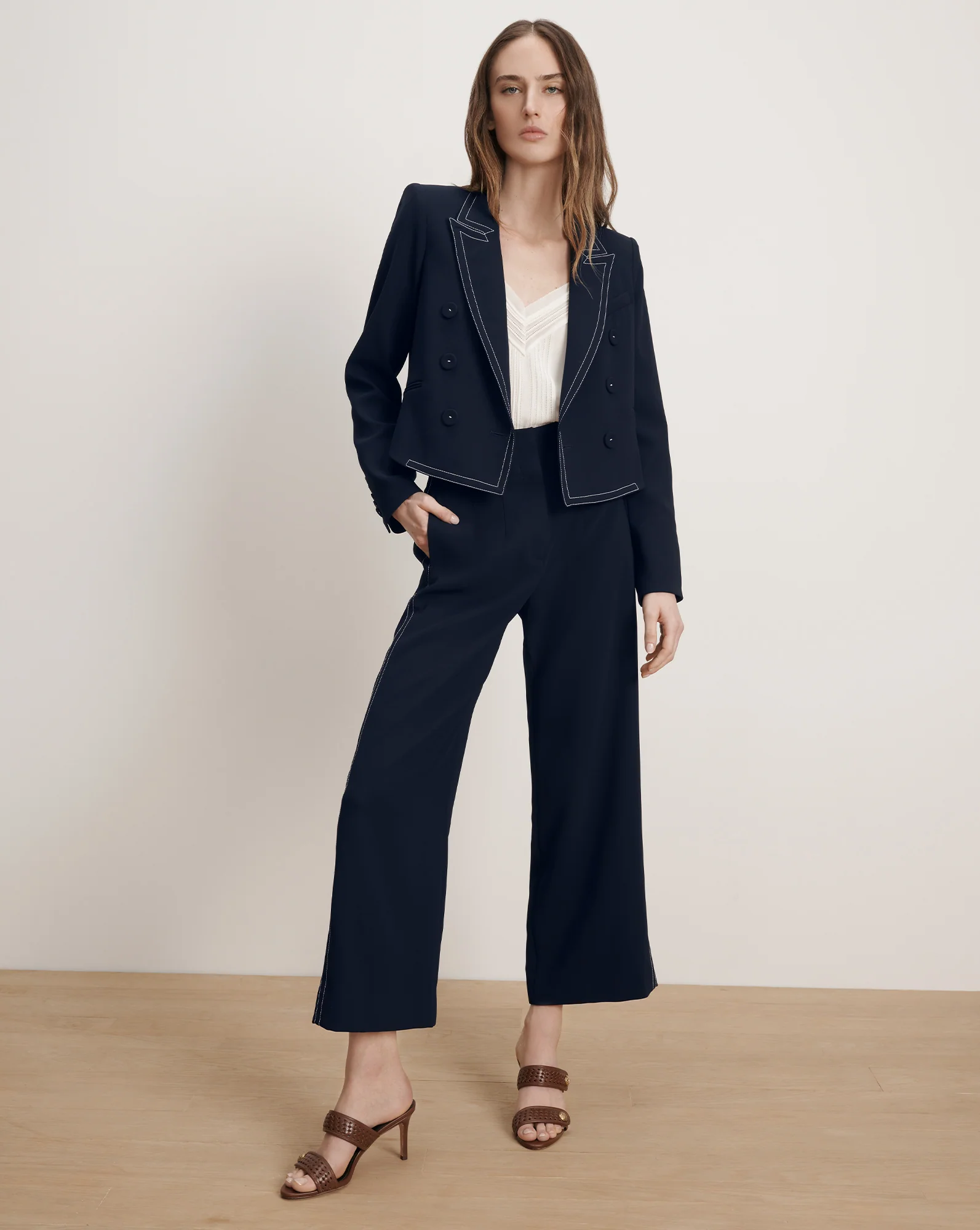 Nevis Jacket - Image 5