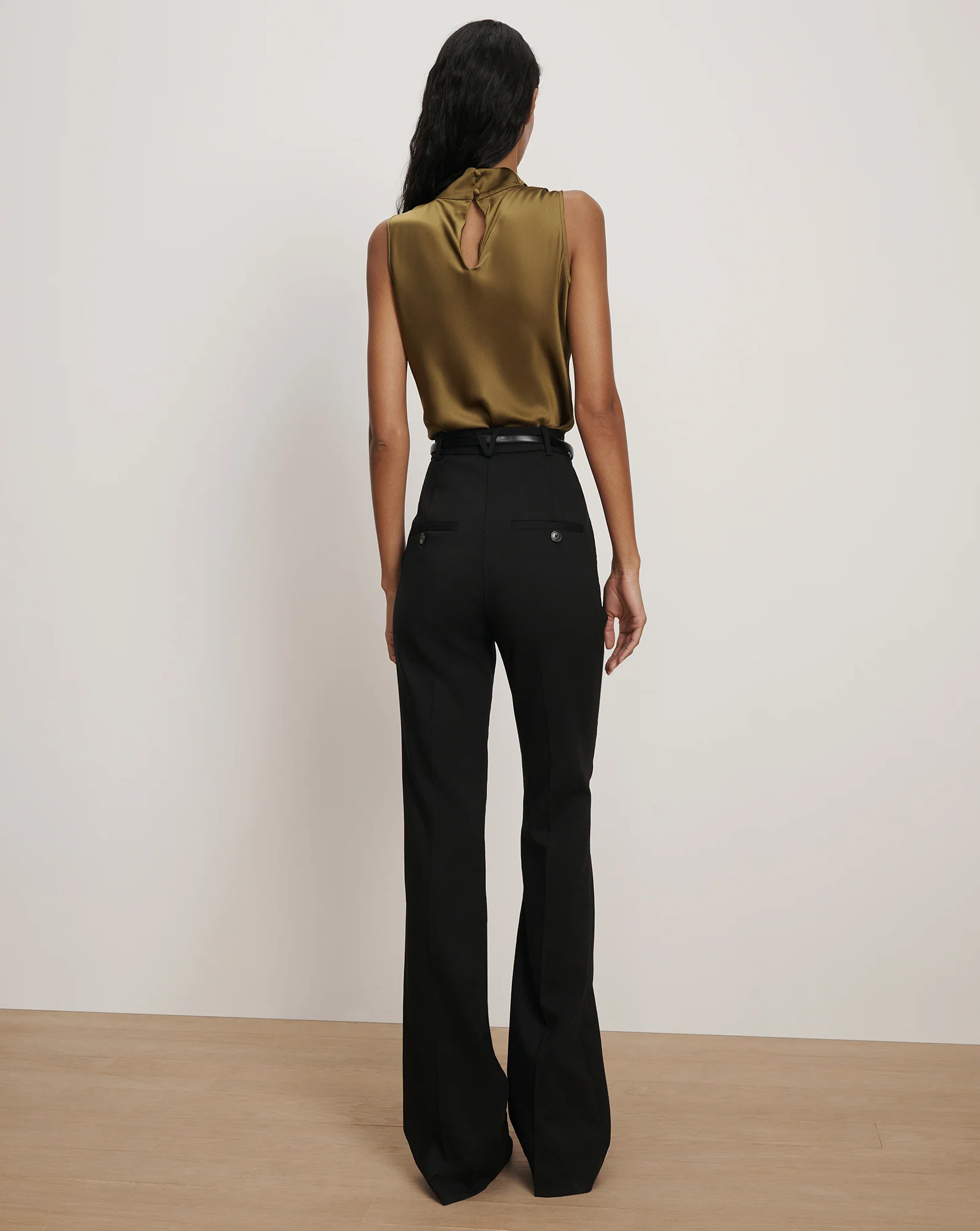 Tam Silk Sleeveless Top - Image 4